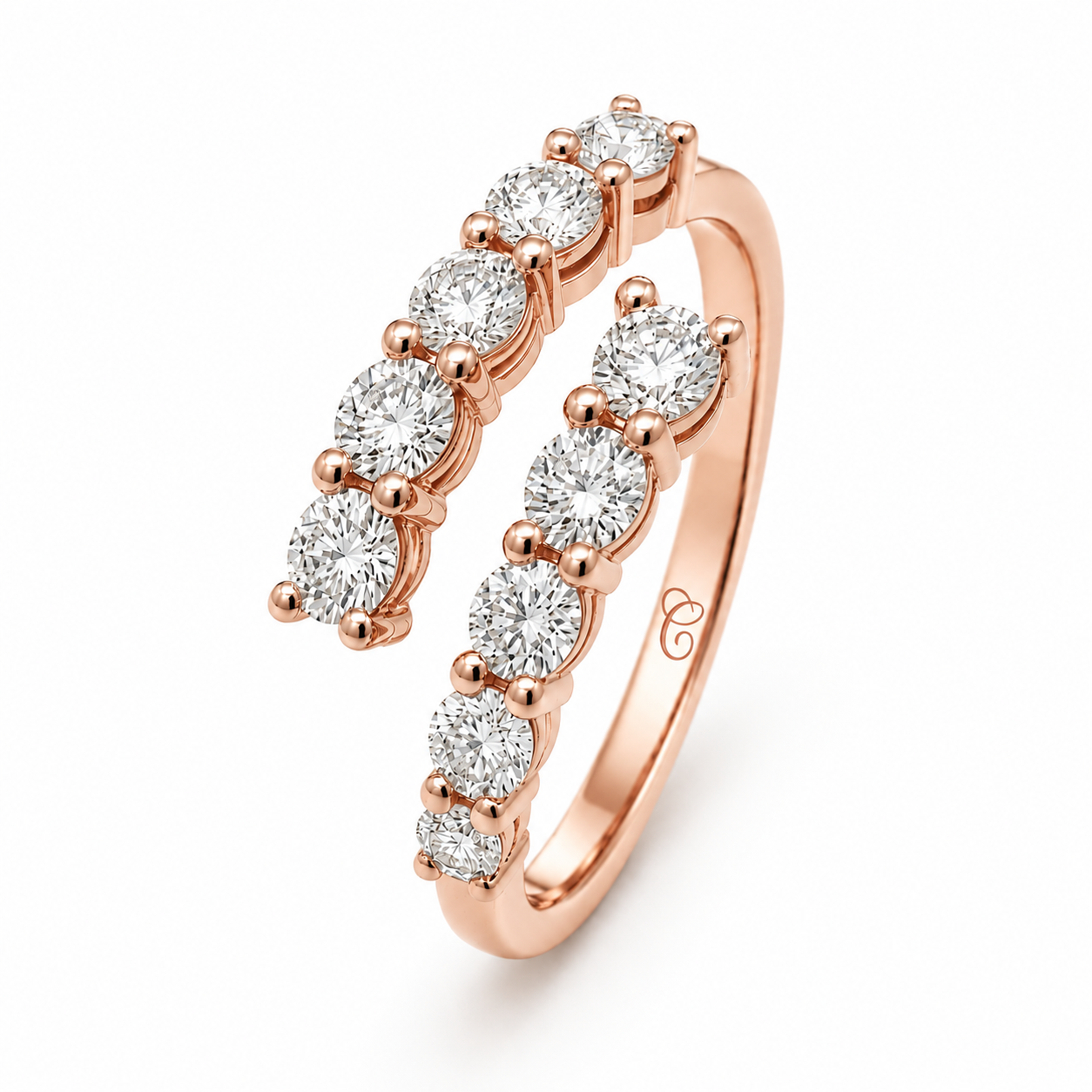 Diamond Round Gradient Crossover Ring